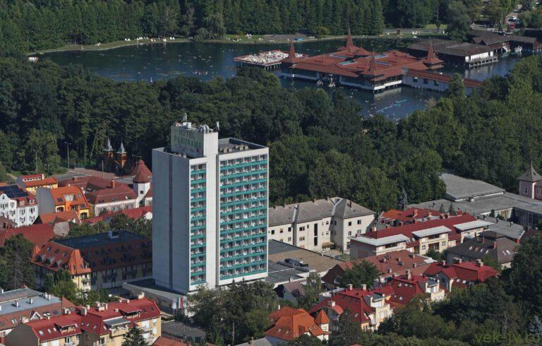 Hunguest Hotel Panorama